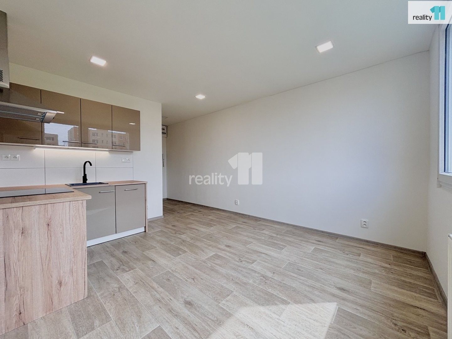 2+kk, Sídliště, Cvikov, 36 m² - 2