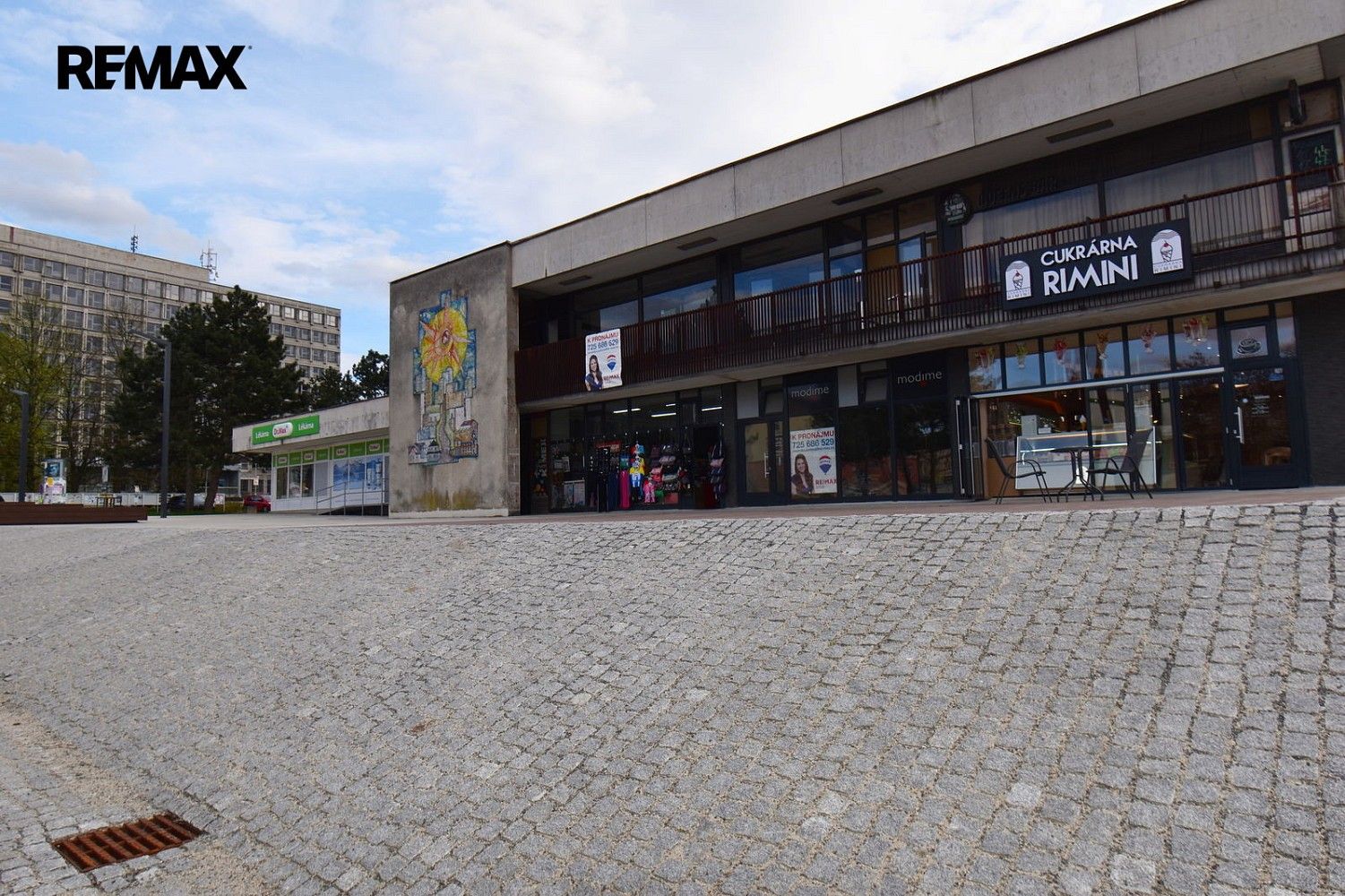 Obchodní prostory, 350 m²
