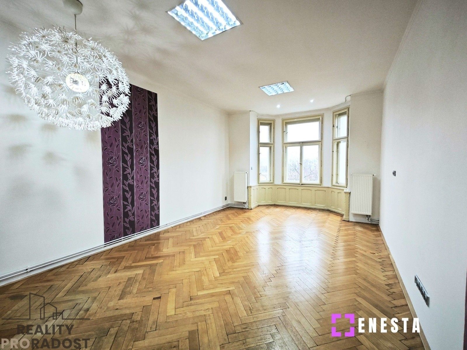 2+1, náměstí Generála Kutlvašra 590, Praha, 54 m²