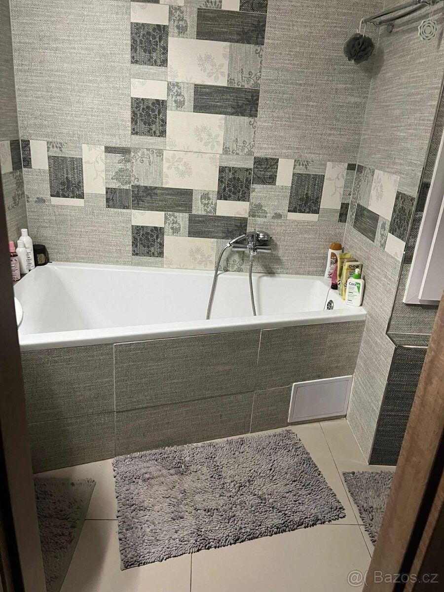 Pronájem byt - Hodonín, 695 01