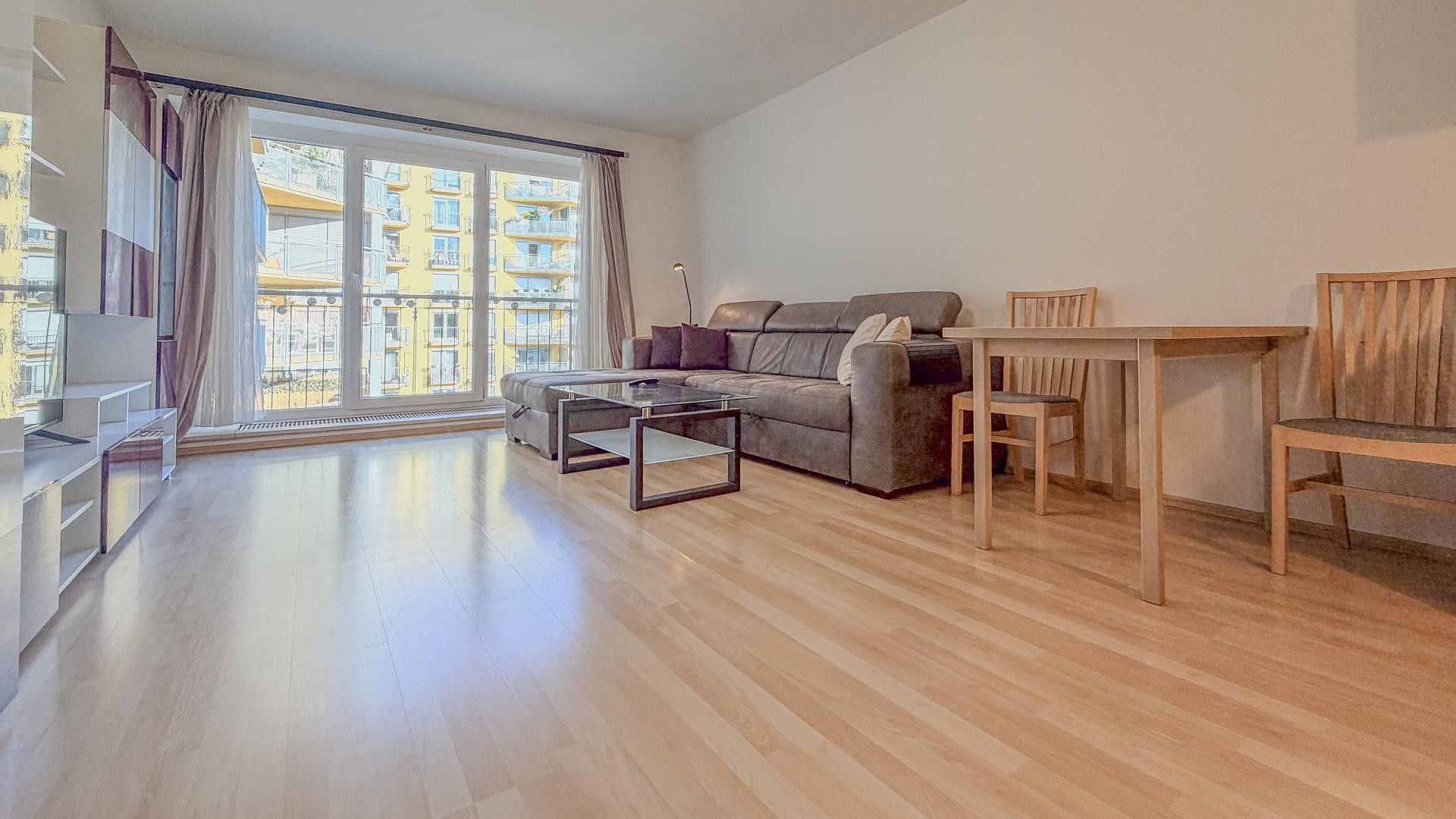 Pronájem byt 2+kk - Na Harfě, Praha Vysočany, 57 m² - 5
