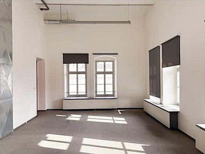 Kancelář · 675 m² · Praha - 3