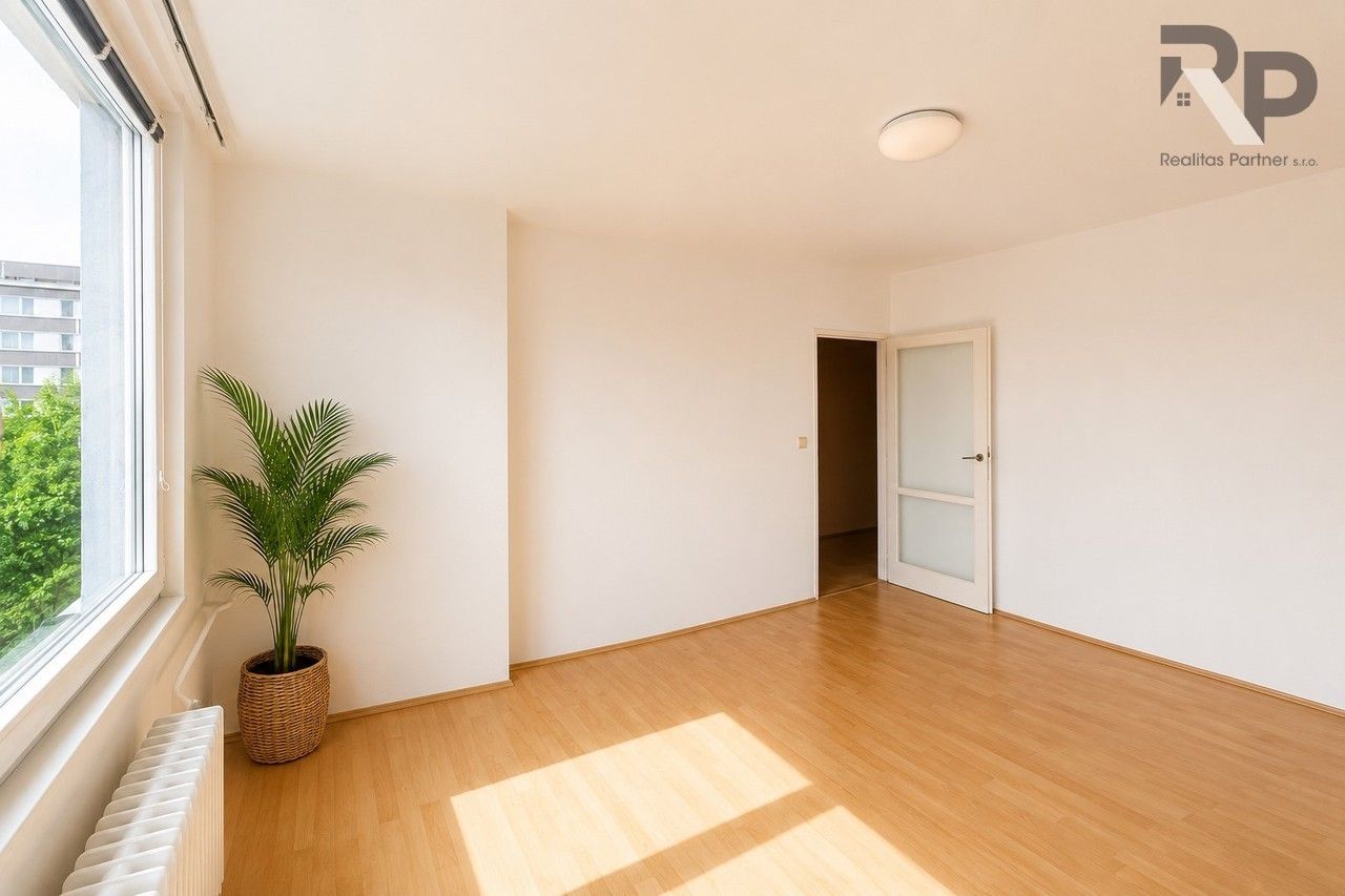 3+1, Bratří Štefanů, Hradec Králové, 73 m² - 2