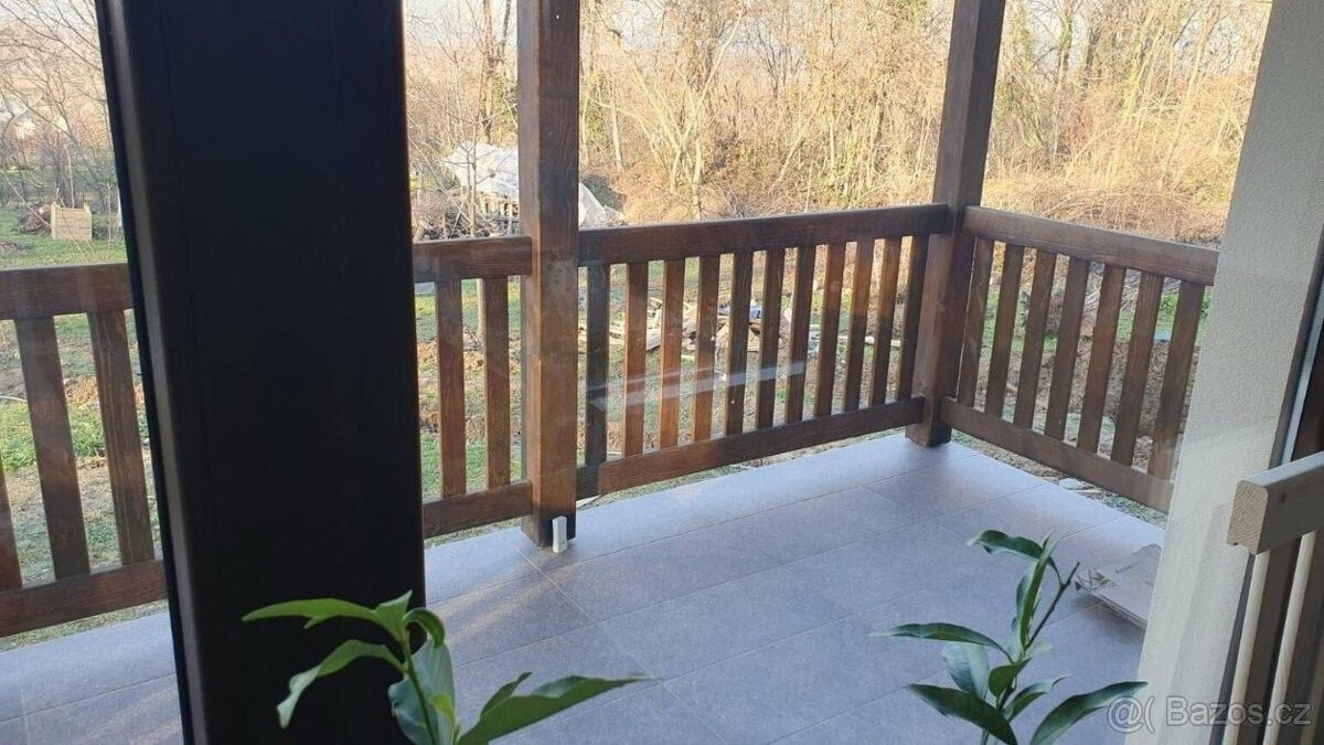 Prodej rodinný dům - 987 66, Zahraničí