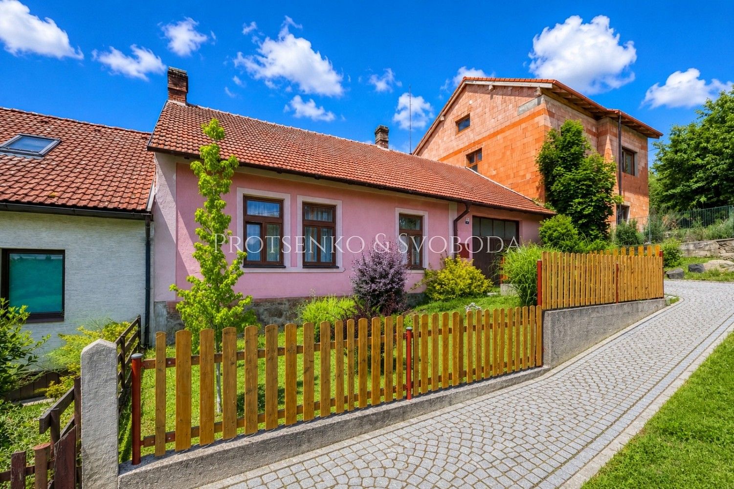 Rodinné domy, Velké Meziříčí, okres Žďár nad Sázavou, Kraj Vysočina, 125 m² - 1