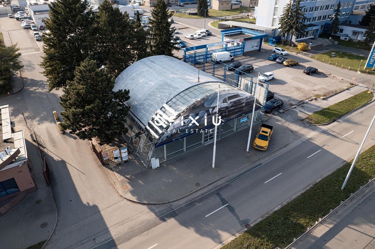 Sklad, 400 m²