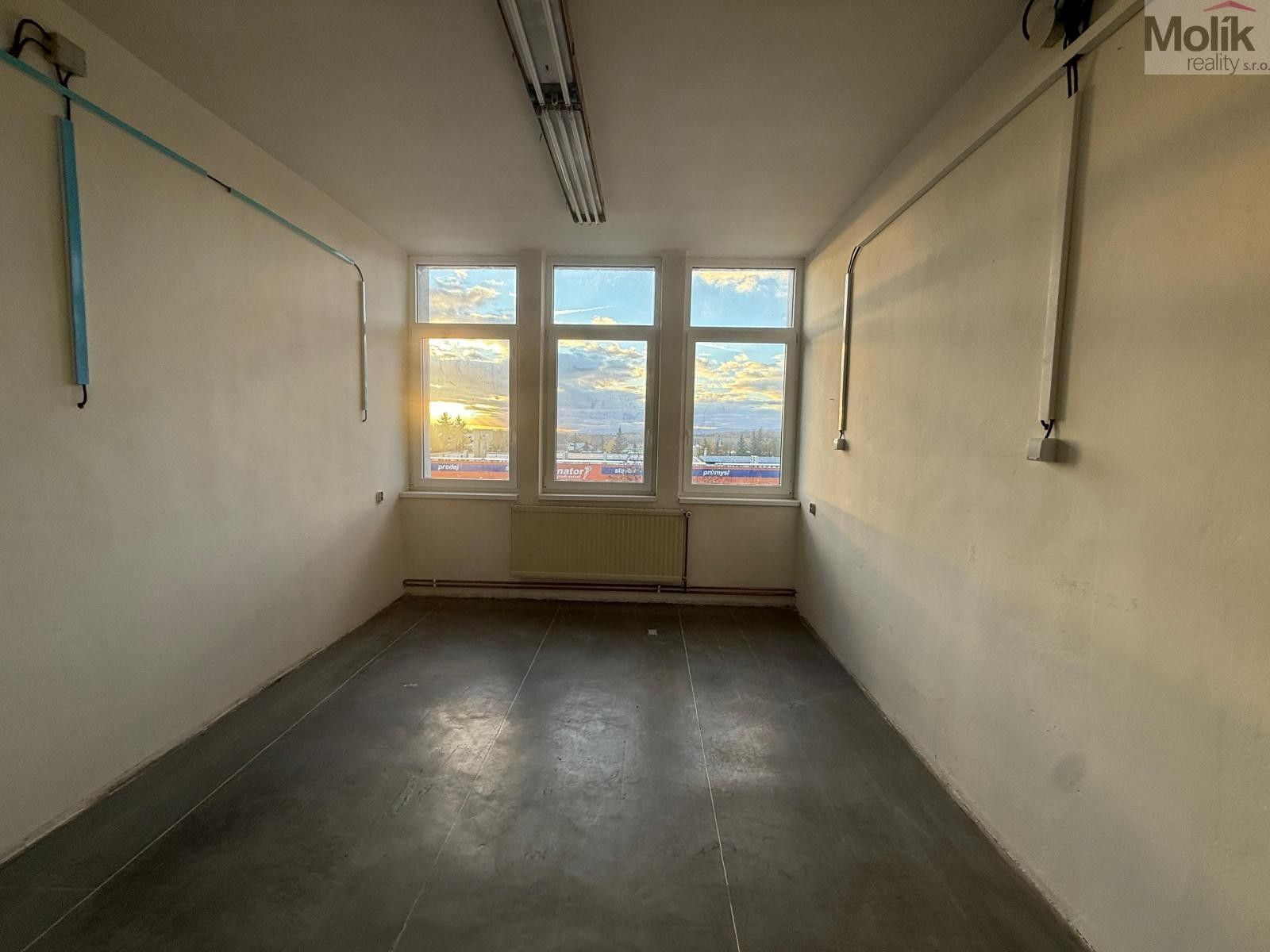 Pronájem kancelář - Dělnická, Most, 154 m²