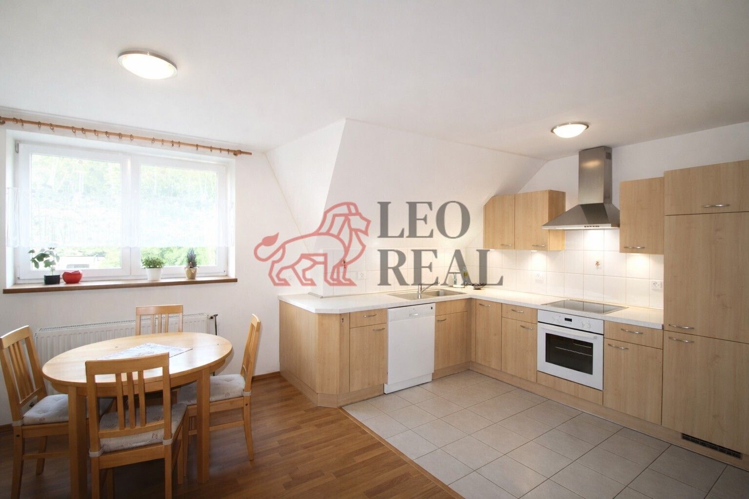 3+kk, Růžová, Oslavany, 53 m²