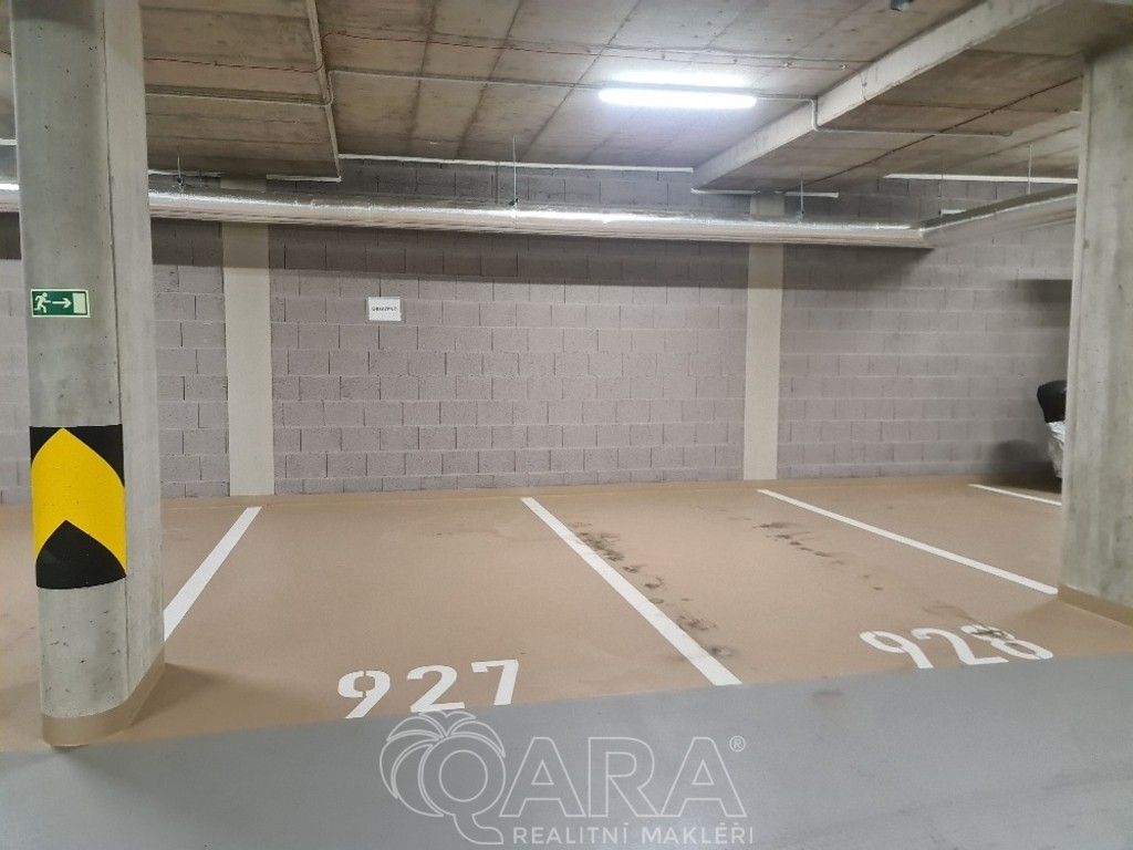 Pronájem ostatní - Mezi vodami, Praha, 13 m²