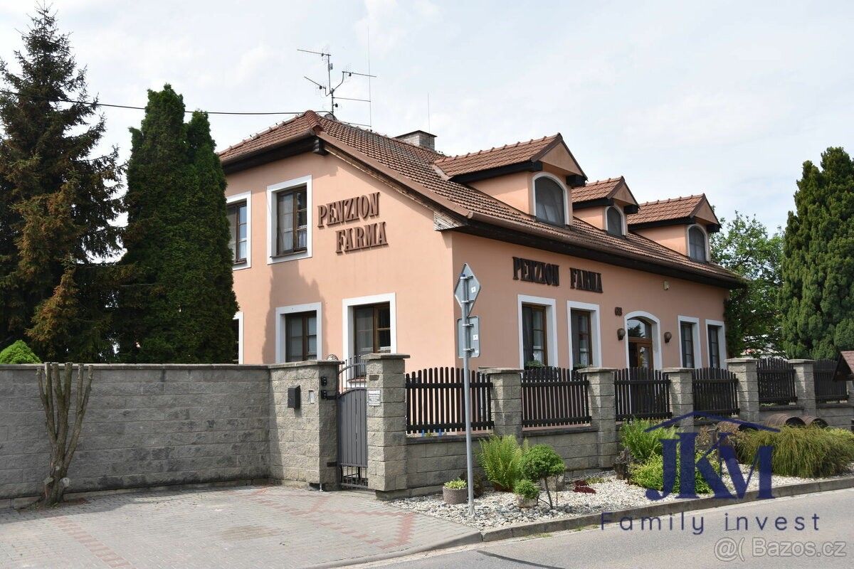 Prodej restaurace - Lednice na Moravě, 691 44, 898 m²