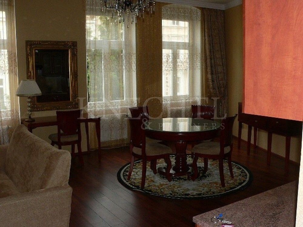 Ubytovací zařízení · 1 087 m² · Karlovy Vary, Karlovarský kraj - 3