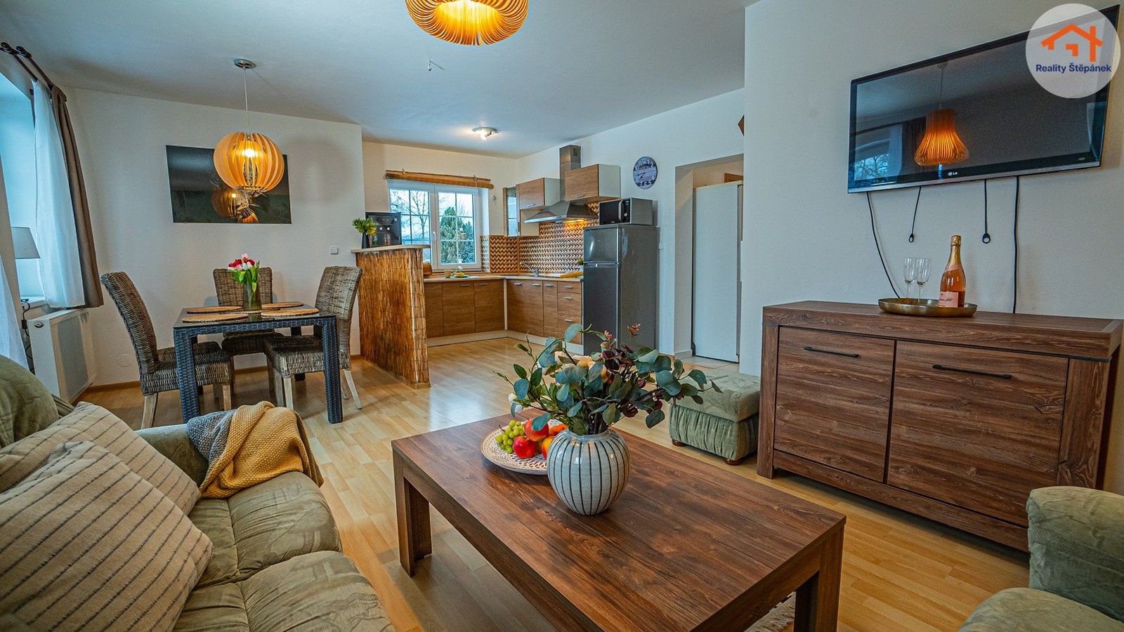 Prodej ubytovací zařízení - Hůrka, Horní Planá, 200 m²