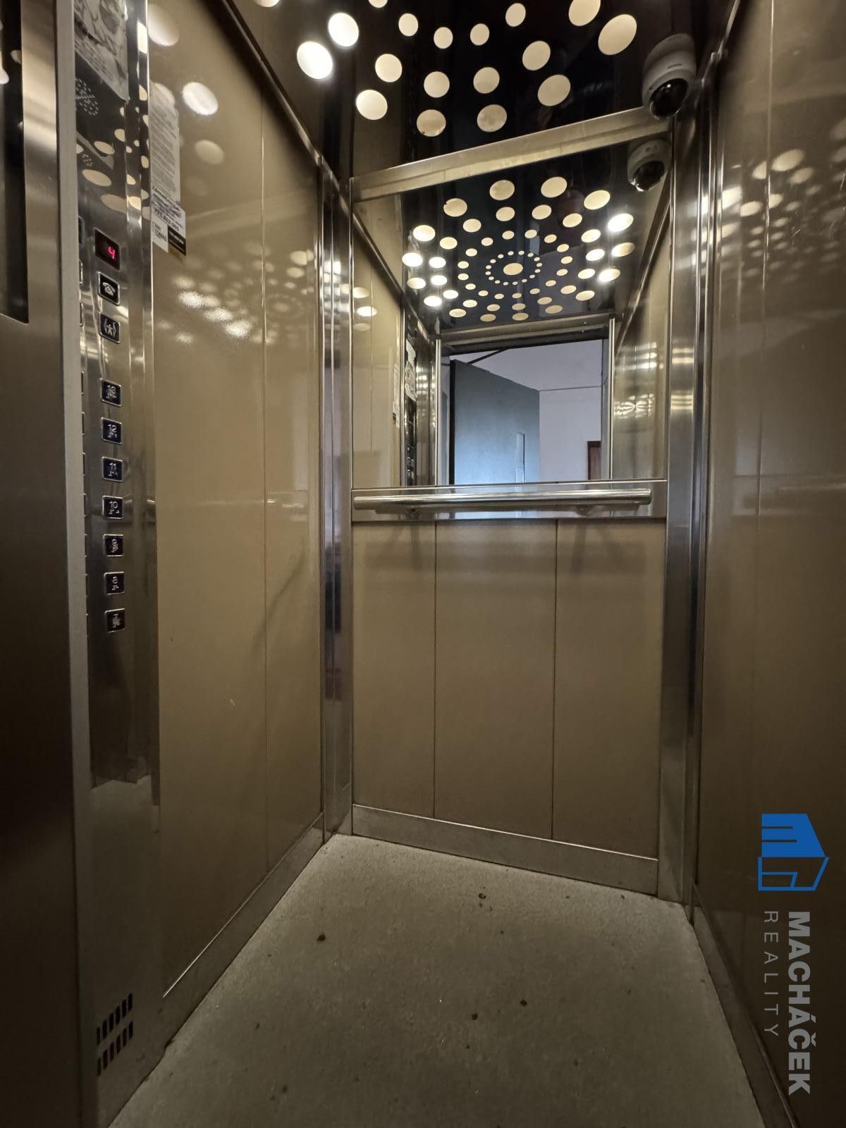 Prodej byt 2+1 - Jana Koziny, Teplice, 56 m²