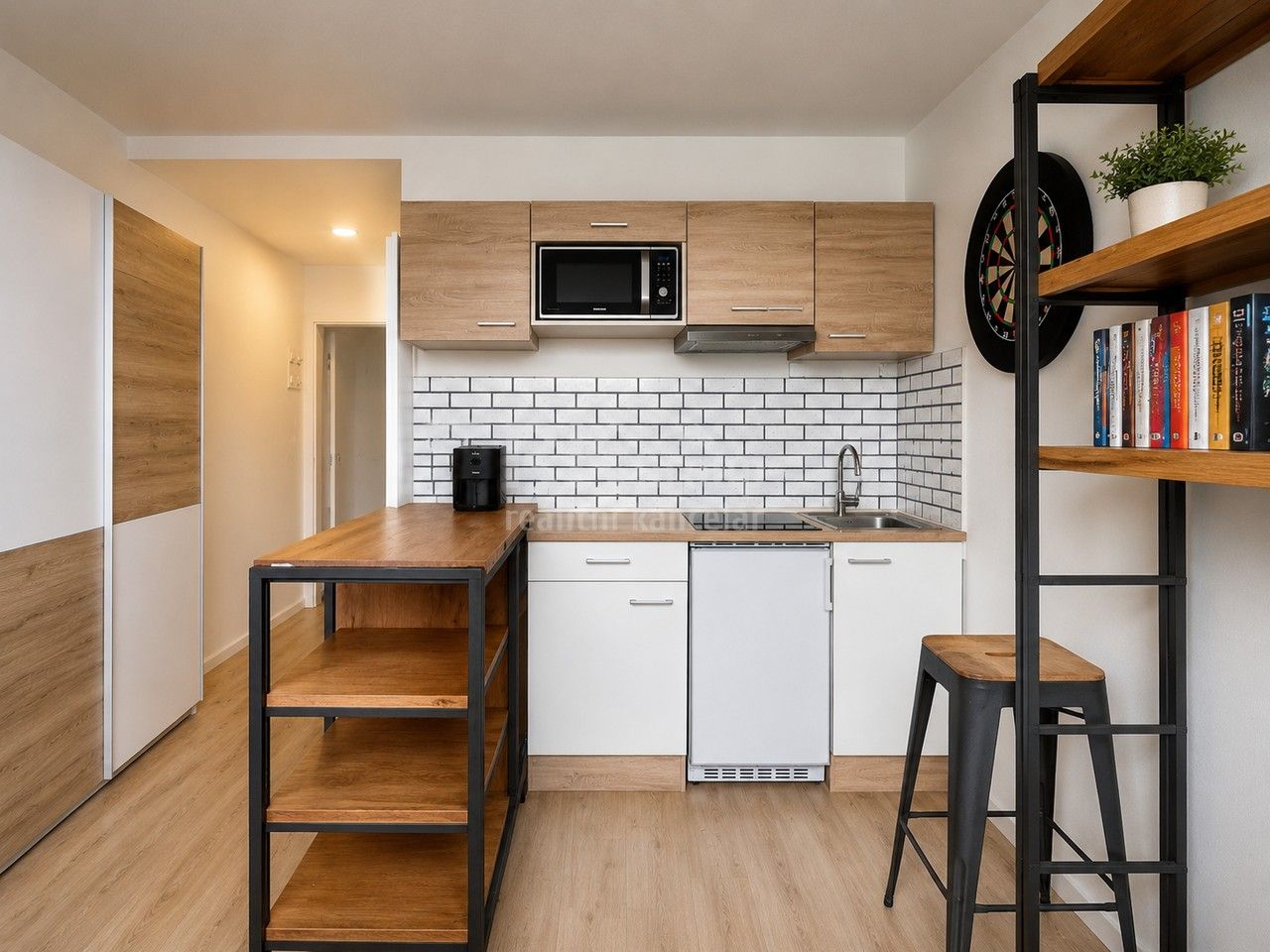 1+kk, Peroutkova, Praha, 17 m² - 1