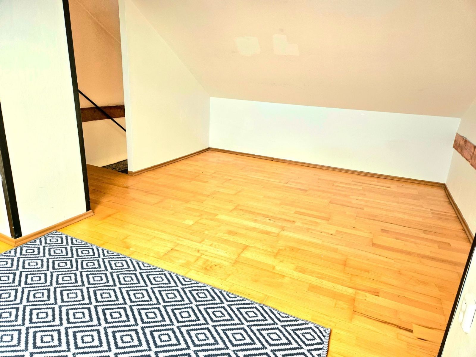 Pronájem byt 1+1 - Vlkova, Praha - Žižkov, 45 m² - 5