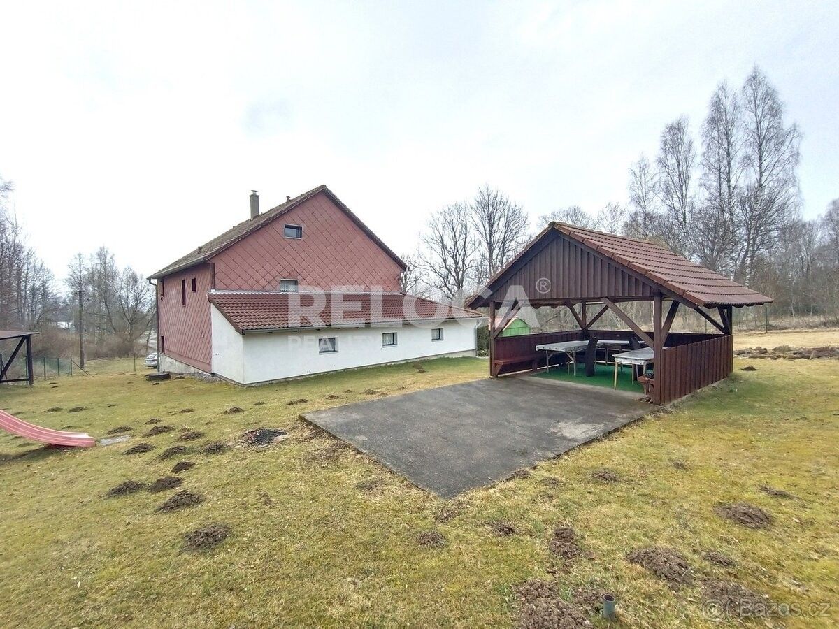 Prodej rodinný dům - Nová Pec, 384 62