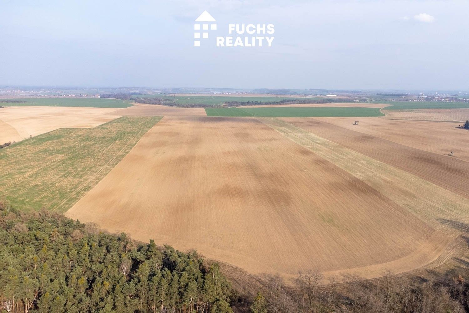 Prodej zemědělský pozemek - Břežany II, 135 540 m²