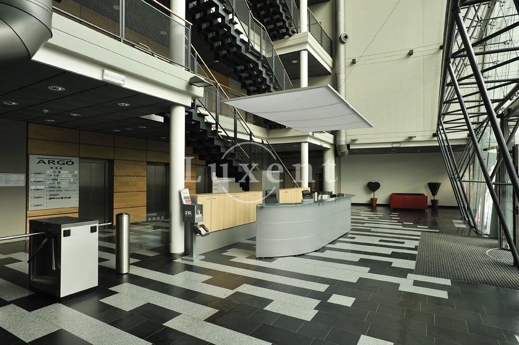 Kancelář · 150 m² · Evropská  , Praha - 3