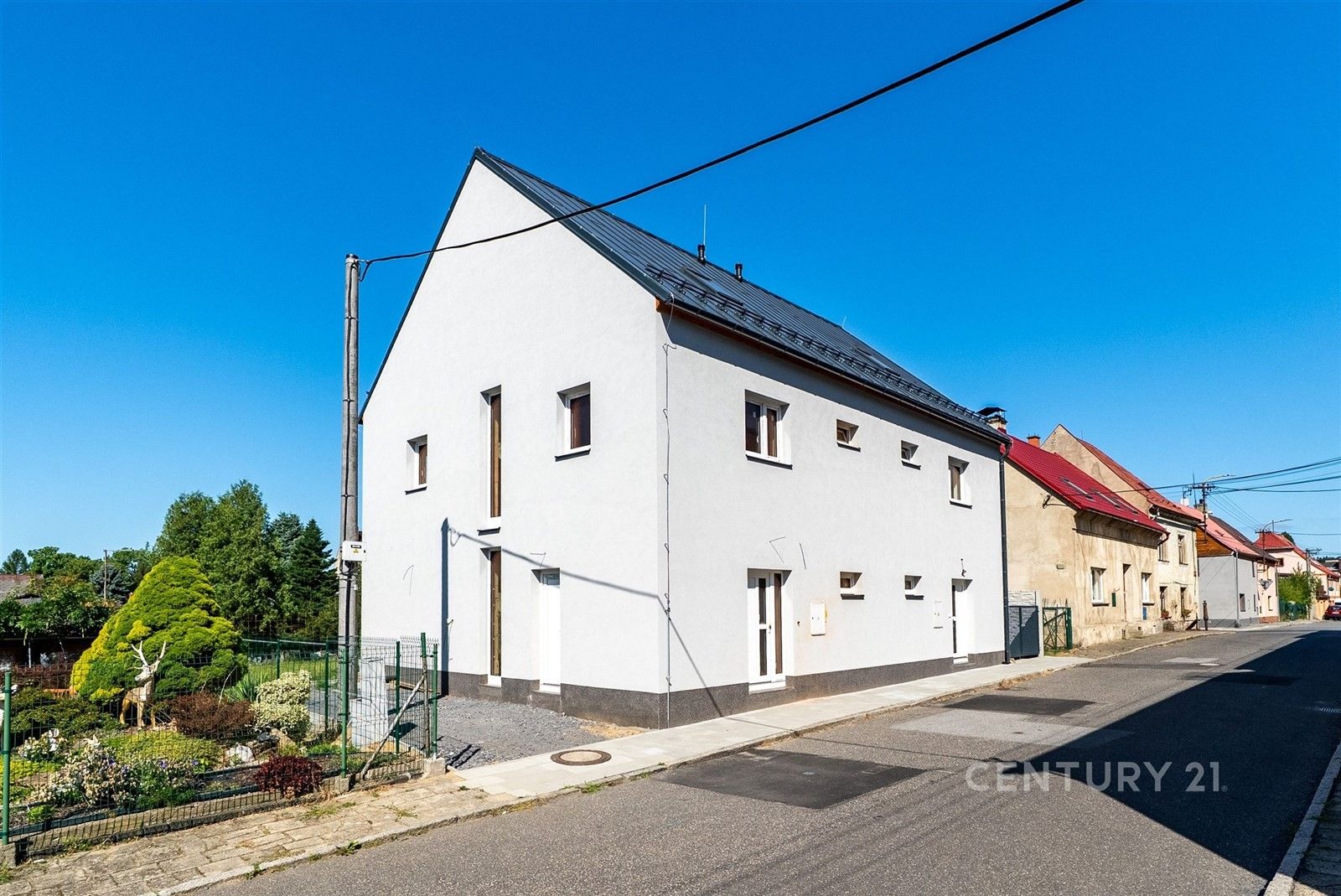 Rodinné domy, Nové Město pod Smrkem, 155 m² - 1