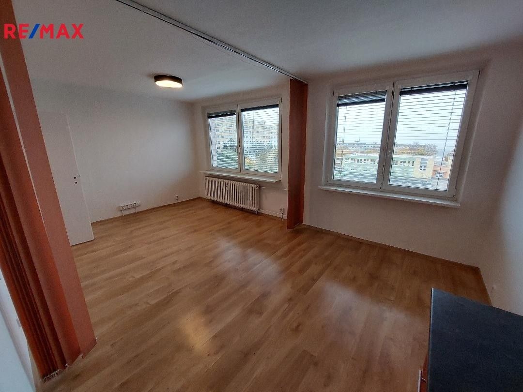 Prodej byt 1+kk - Kpt. Jaroše, Most, 33 m²
