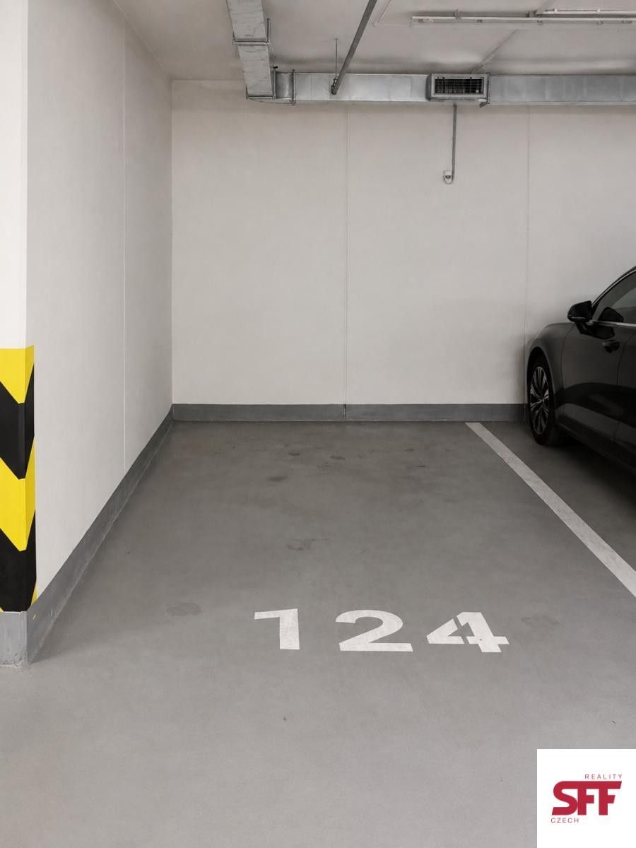 Ostatní, Poděbradská, Praha, 24 m²