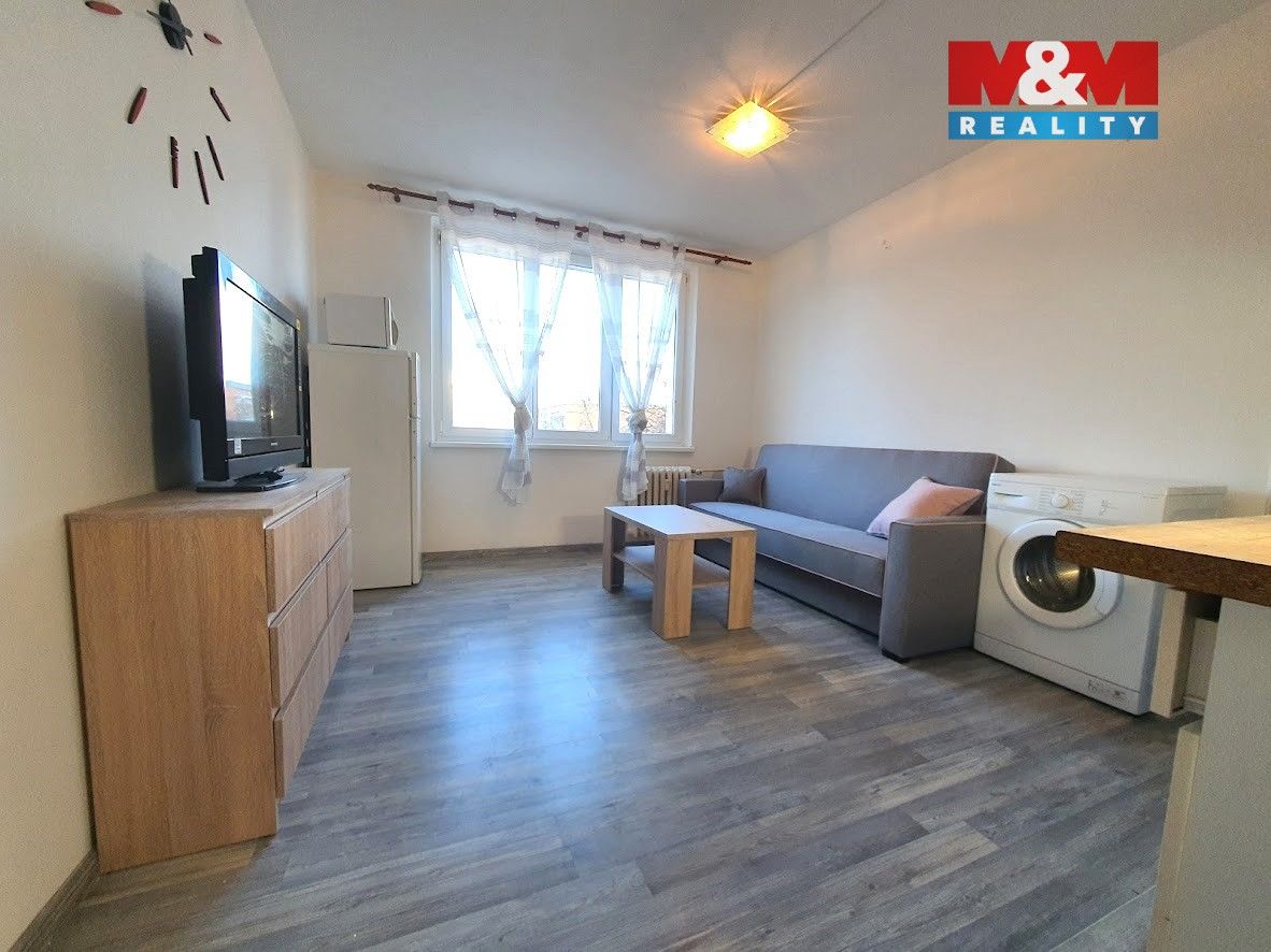 Pronájem byt 1+kk - Marie Majerové, Sokolov, 20 m²