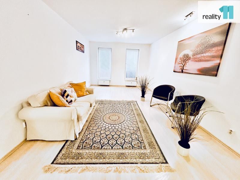 Pronájem byt 1+kk - Pod Bohdalcem I, Praha, 50 m²