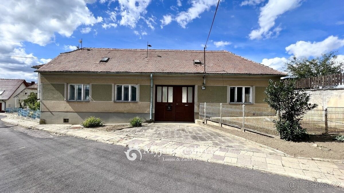 Prodej dům - Kravsko, 671 51, 380 m²