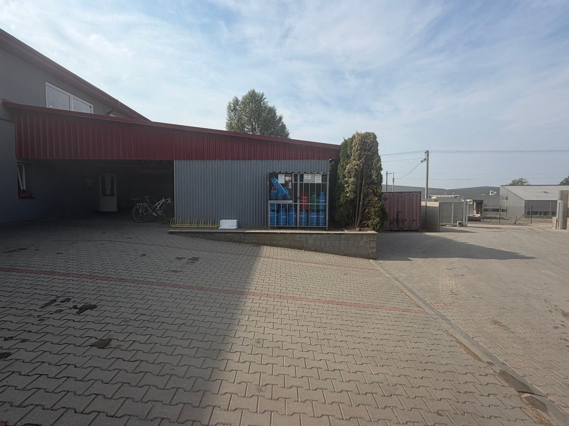 Pronájem sklad - U Cihelny, Sokolnice, 104 m² - 2