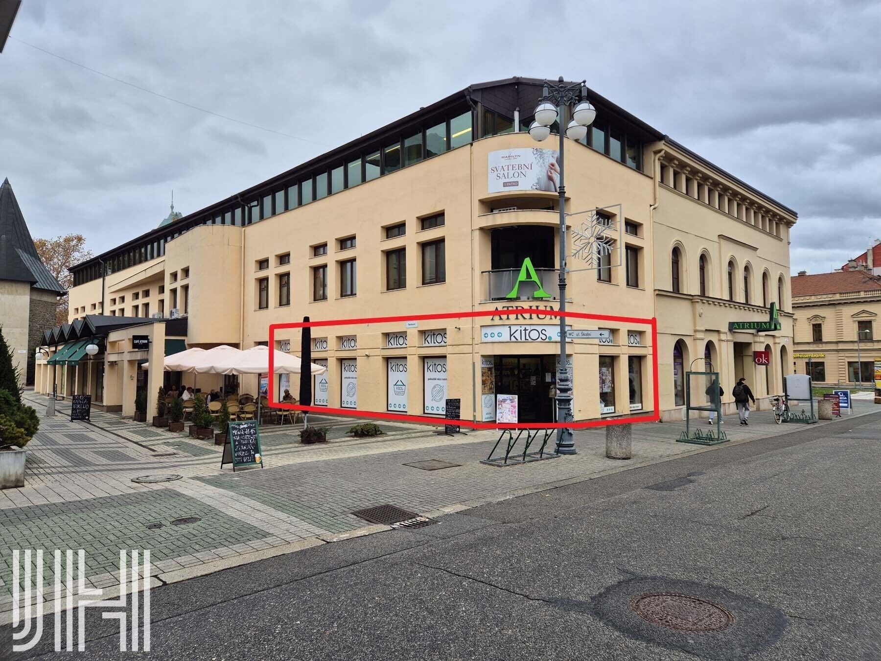 Pronájem obchodní prostory - Hlaváčkovo nám., Prostějov, 217 m²