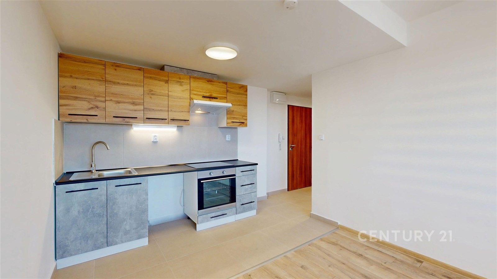 Pronájem byt 2+kk - U Studia, Ostrava, 36 m²