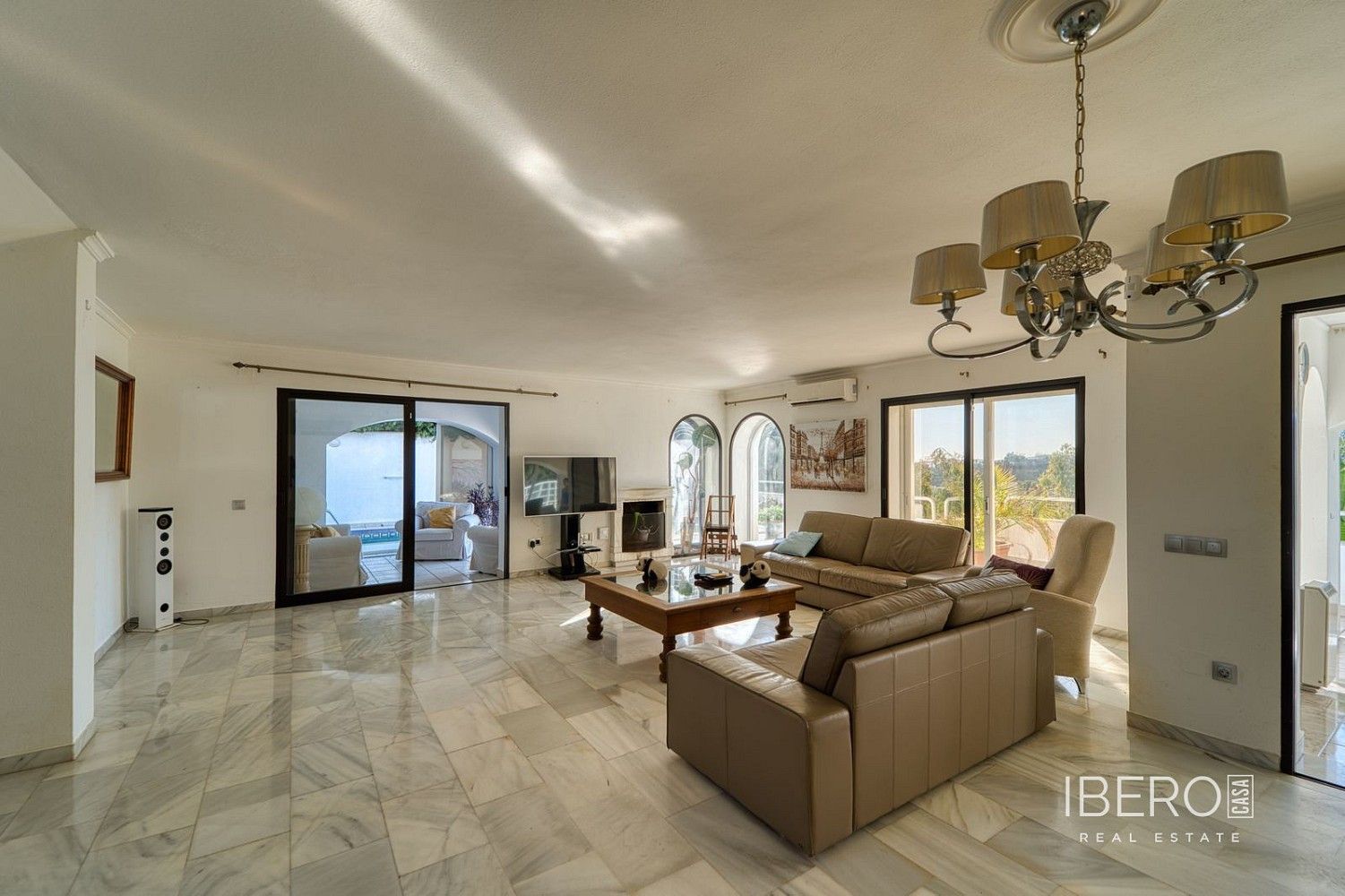 Rodinný dům · 448 m² · Nueva Andalucía, ES - 3