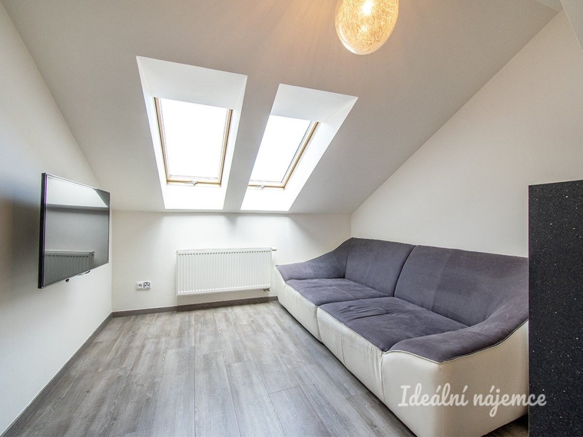 Byt 3+kk · 78 m² · Ortenovo náměstí, Praha - 4