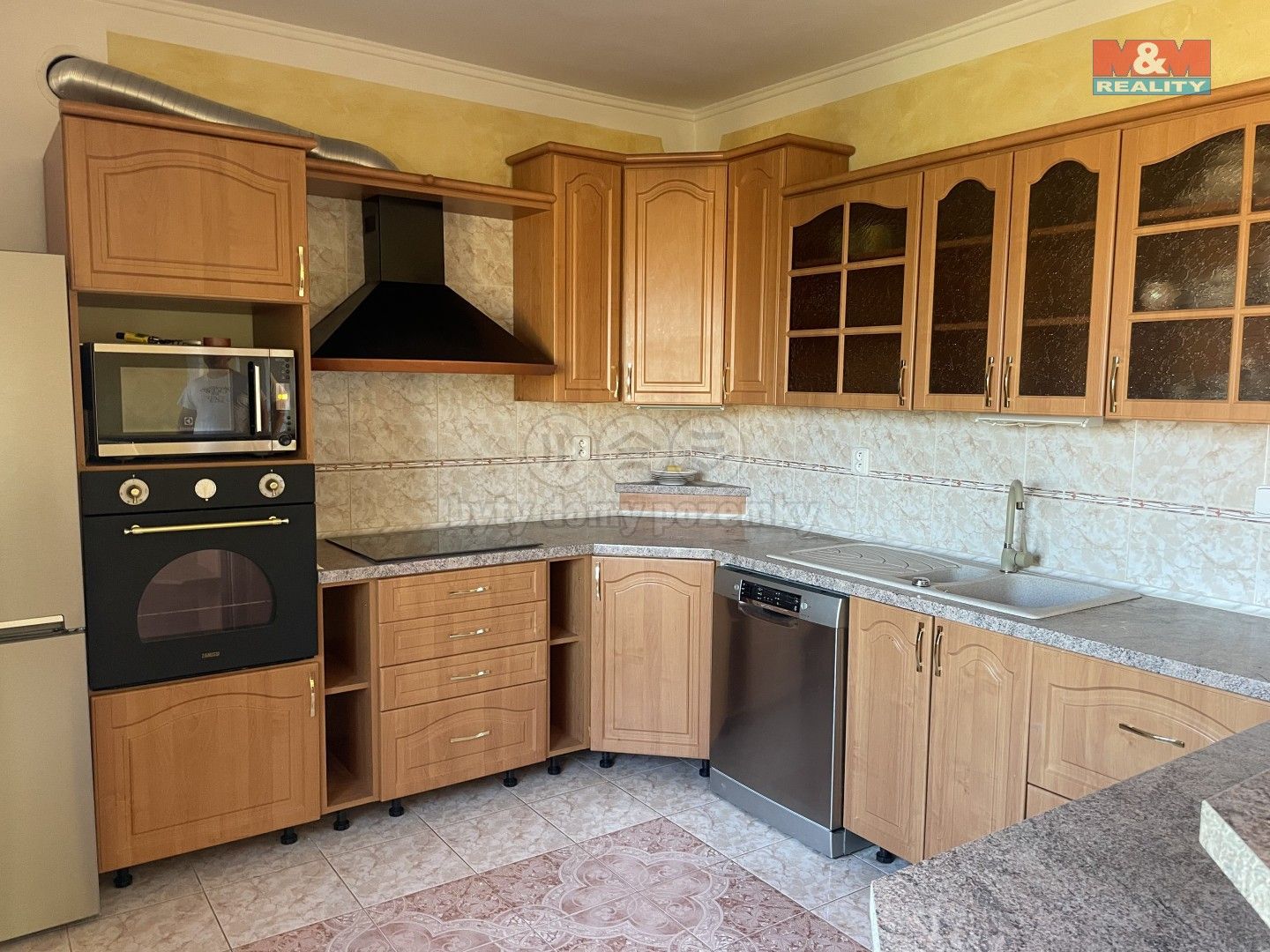 Prodej rodinný dům - Vrcha, Sobětuchy, 280 m²