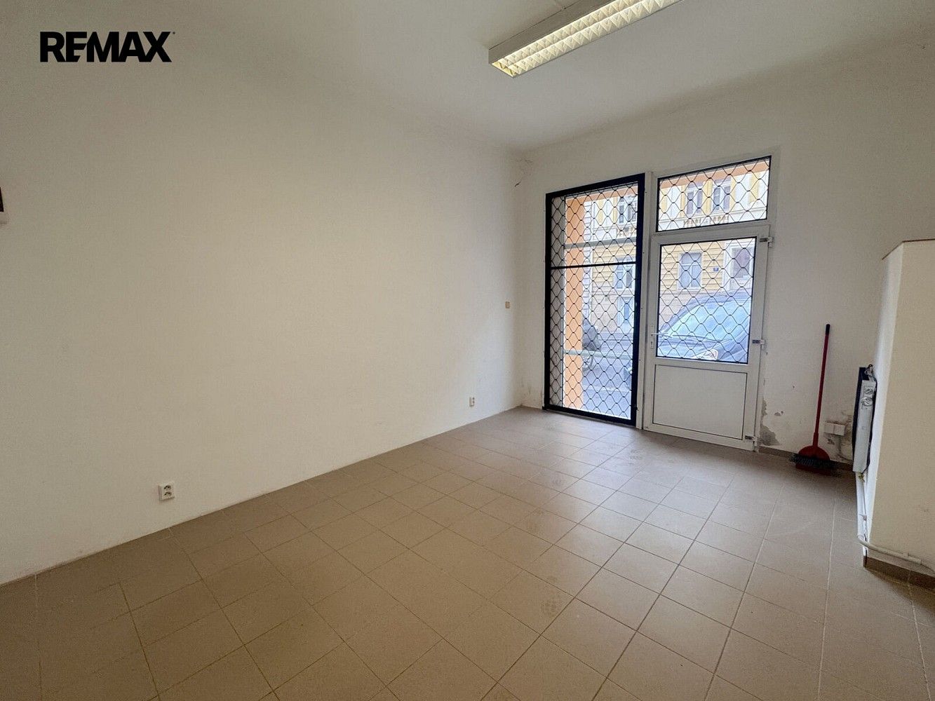 Obchodní prostory, Braunerova, Praha 8 - Libeň, 18 m² - 2