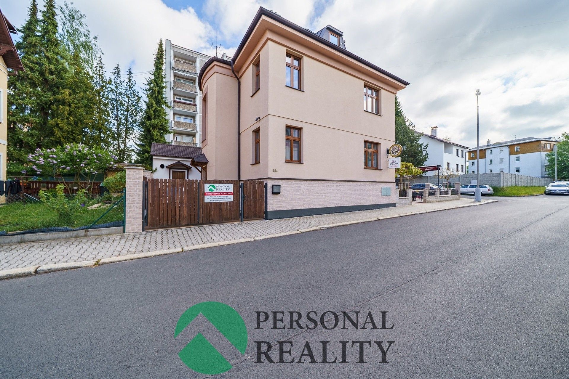 Rodinné domy, Družstevní, Mariánské Lázně, 616 m²