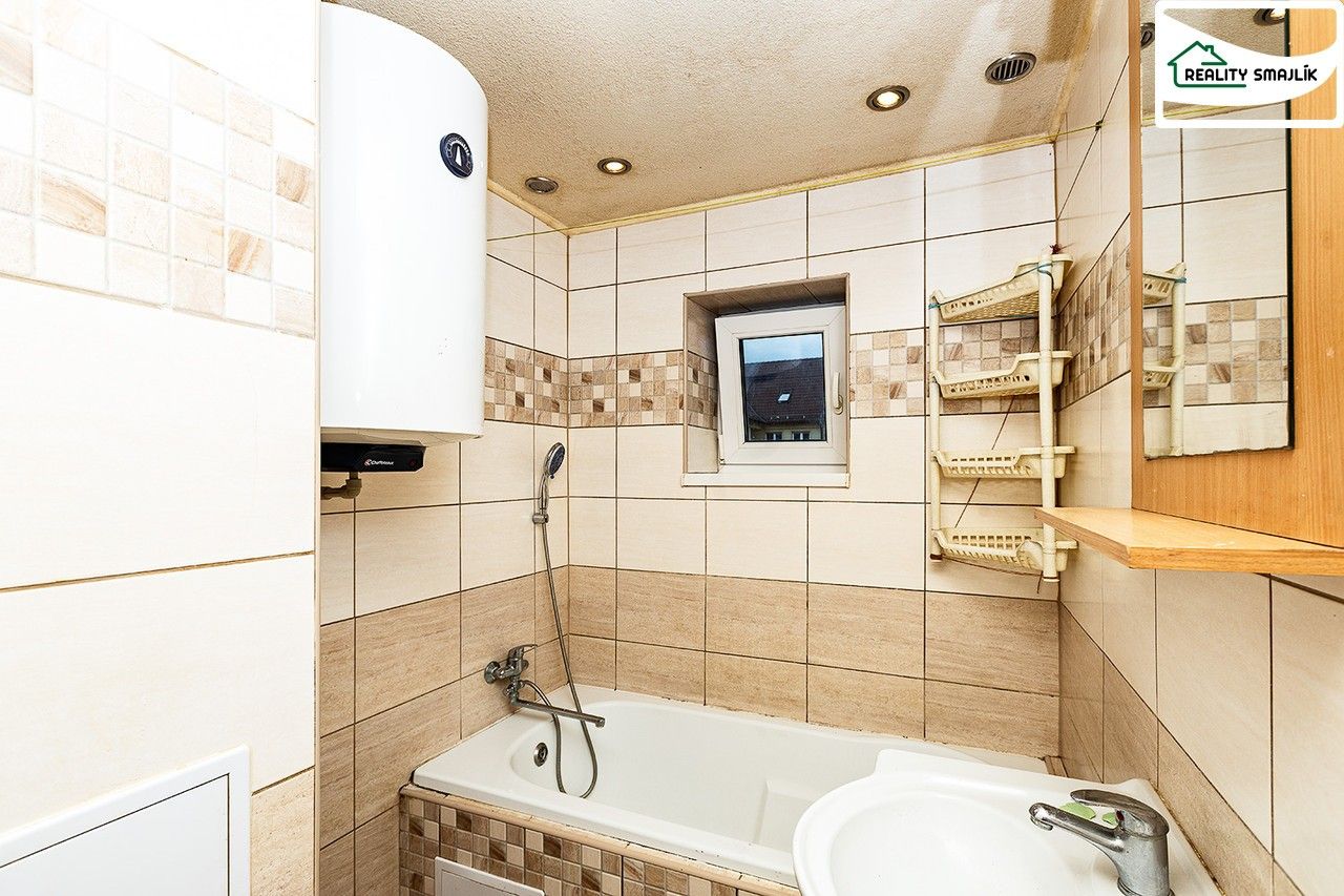 Prodej byt 2+1 - Riegerova 1072, Cheb, 42 m² - 5