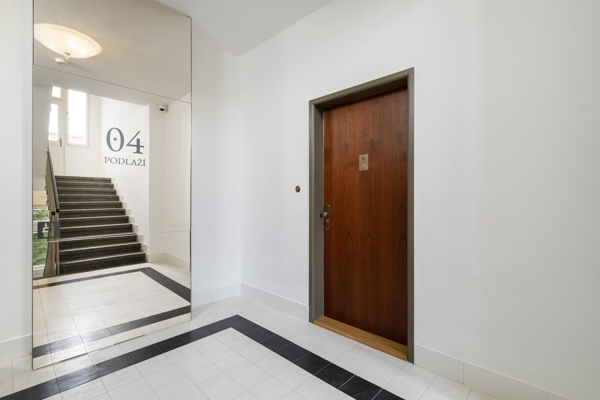 Byt 3+kk · 107 m² · Vinohradská, Praha - 4