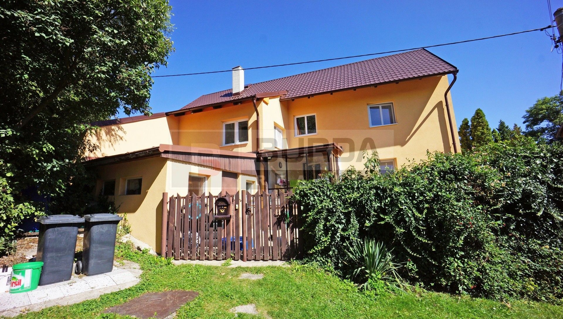 Rodinné domy, Střemy, 240 m²