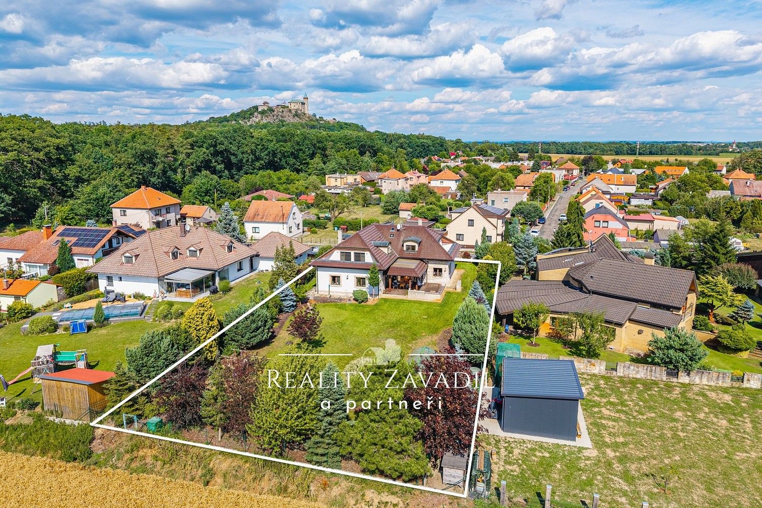 Rodinné domy, Ráby, okres Pardubice, Pardubický kraj, 475 m² - 1