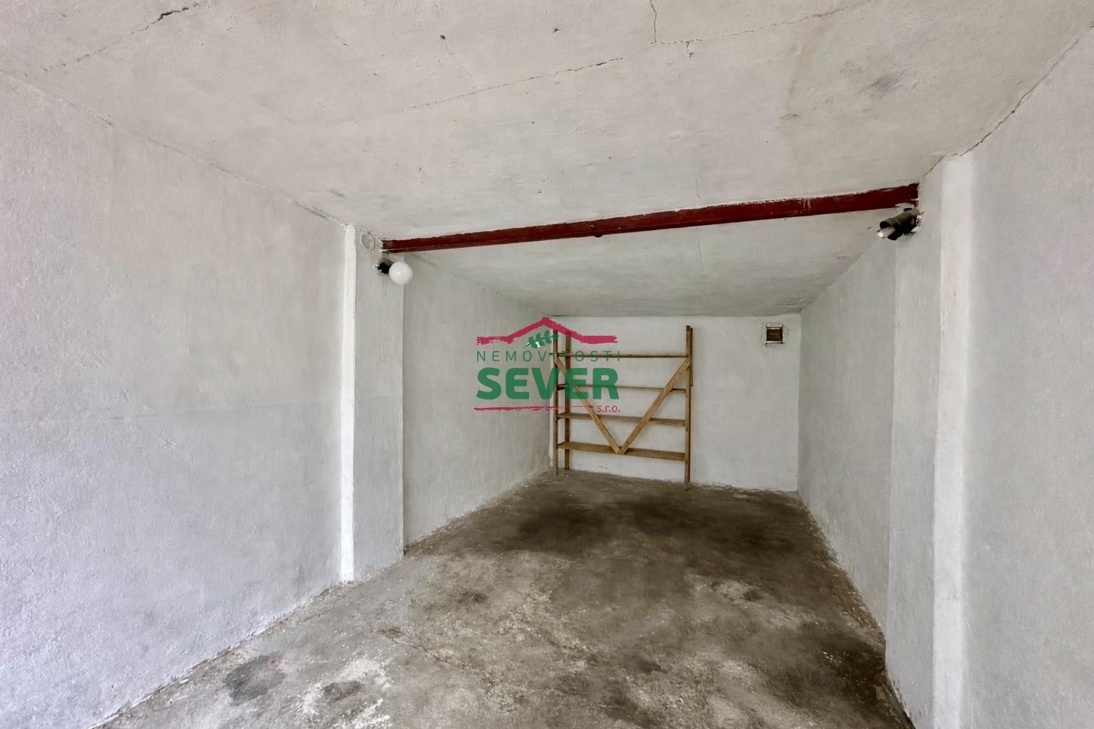 Prodej garáž - U Koldomu, Litvínov, 21 m²