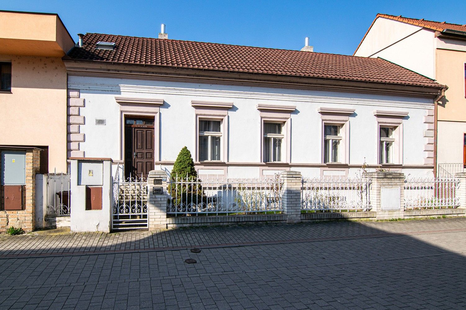 Prodej rodinný dům - Praha - Zbraslav, okres Praha 16, Hlavní město Praha, 165 m² - 2
