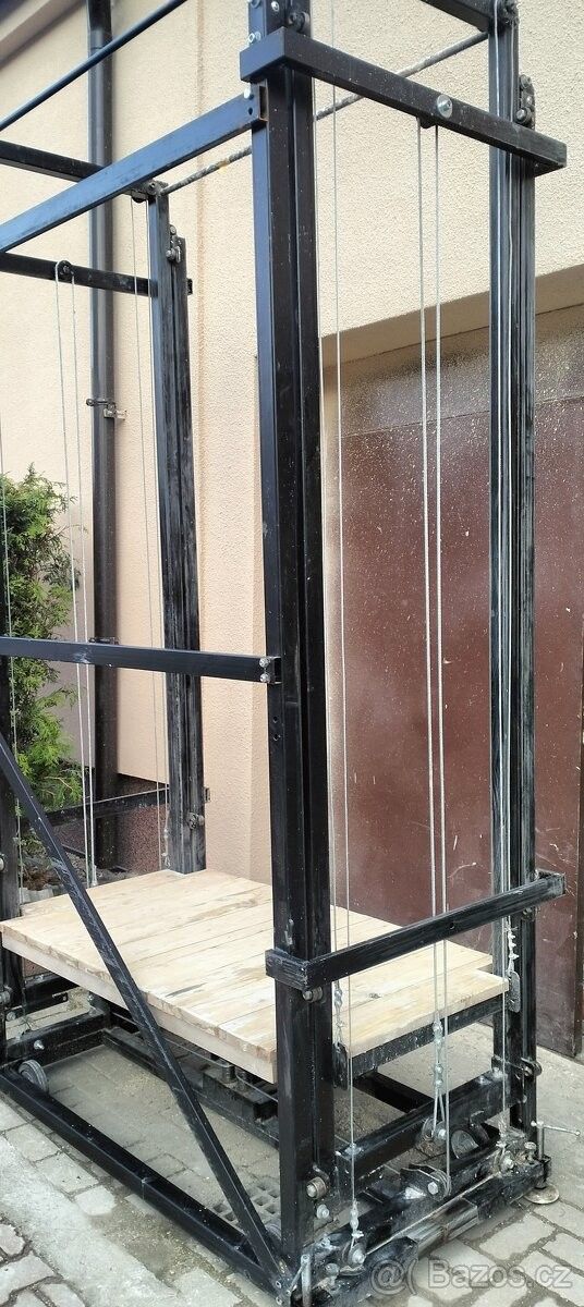 Prodej ostatní - Oslavany, 664 12