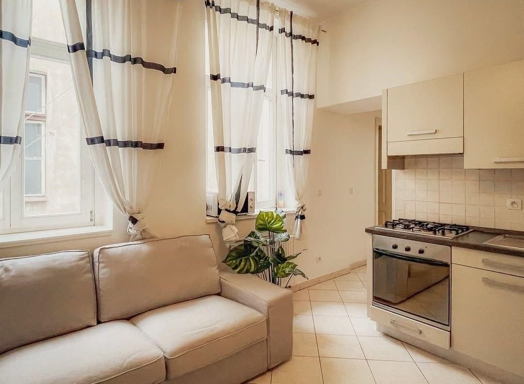 2+kk, Tyršova, Praha, 44 m² - 1