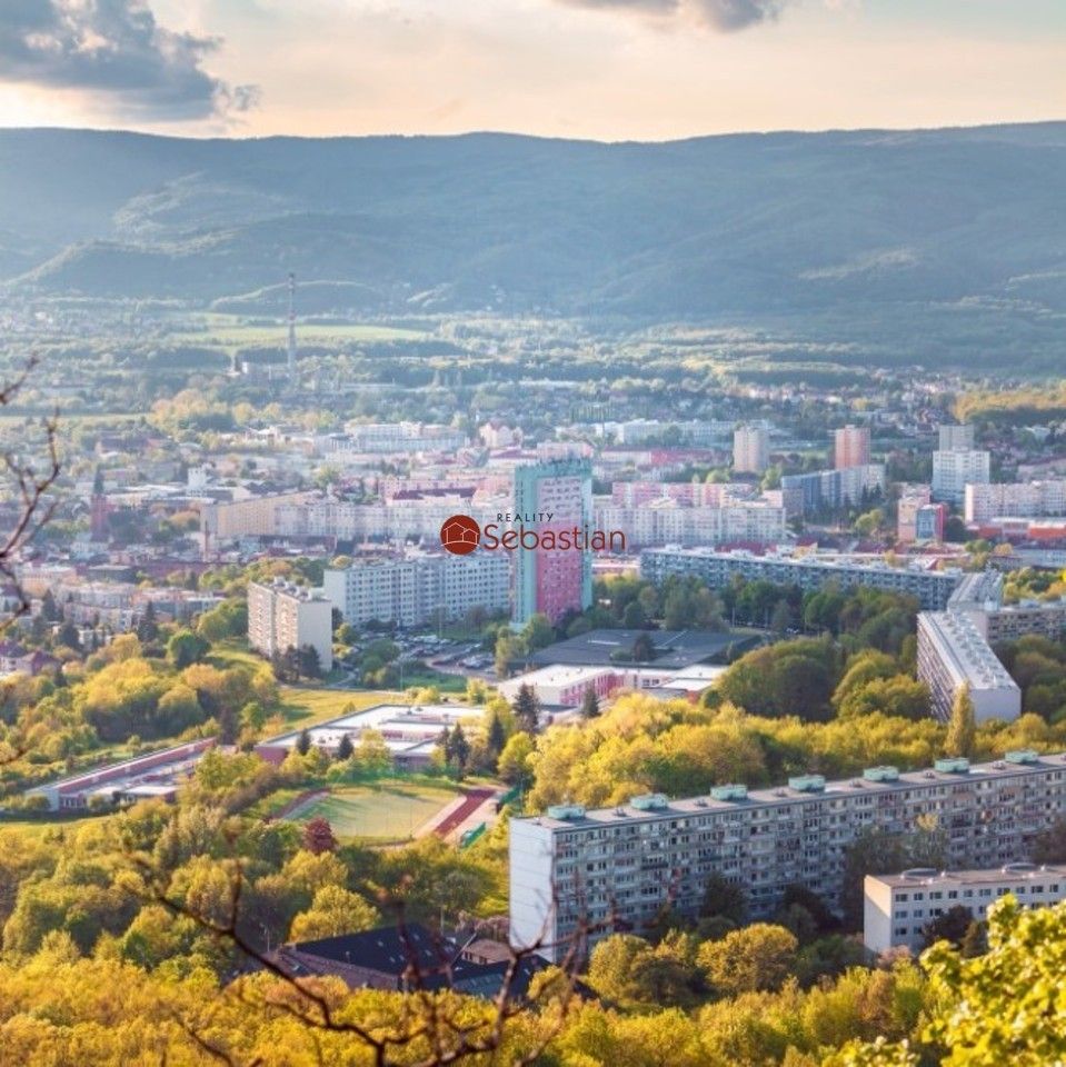 Pronájem byt 2+1 - Antonína Sochora, Teplice, 59 m²