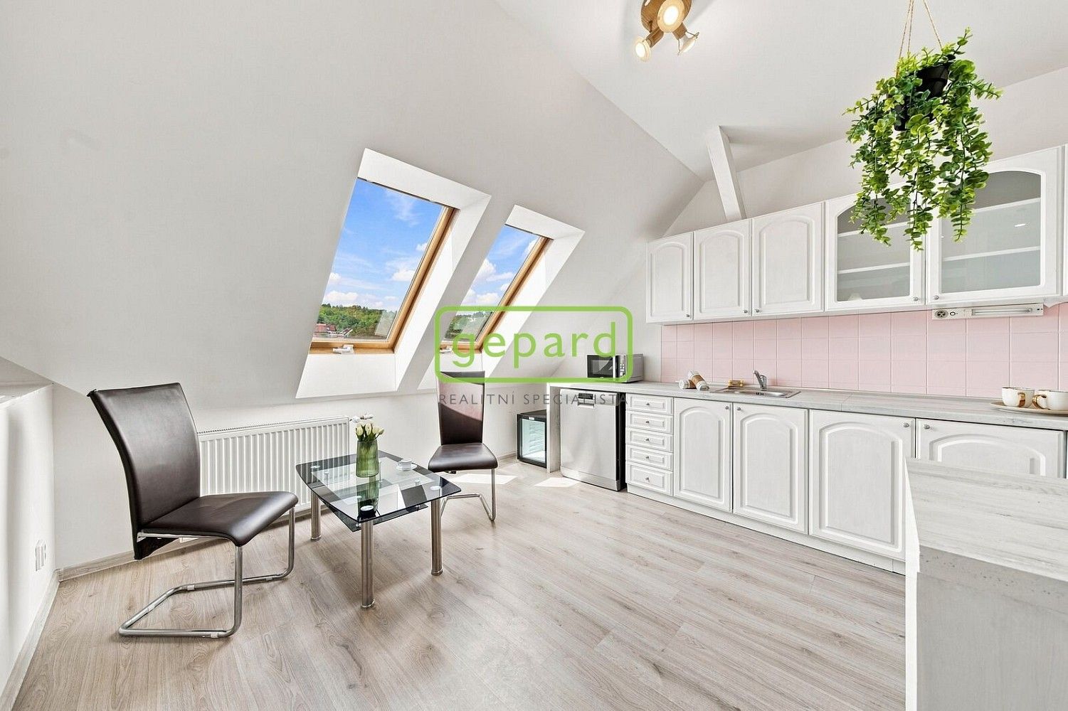 Byt 3+1 · 90 m² · Lidové nám., Kralupy nad Vltavou - Mikovice, okres Mělník - 4