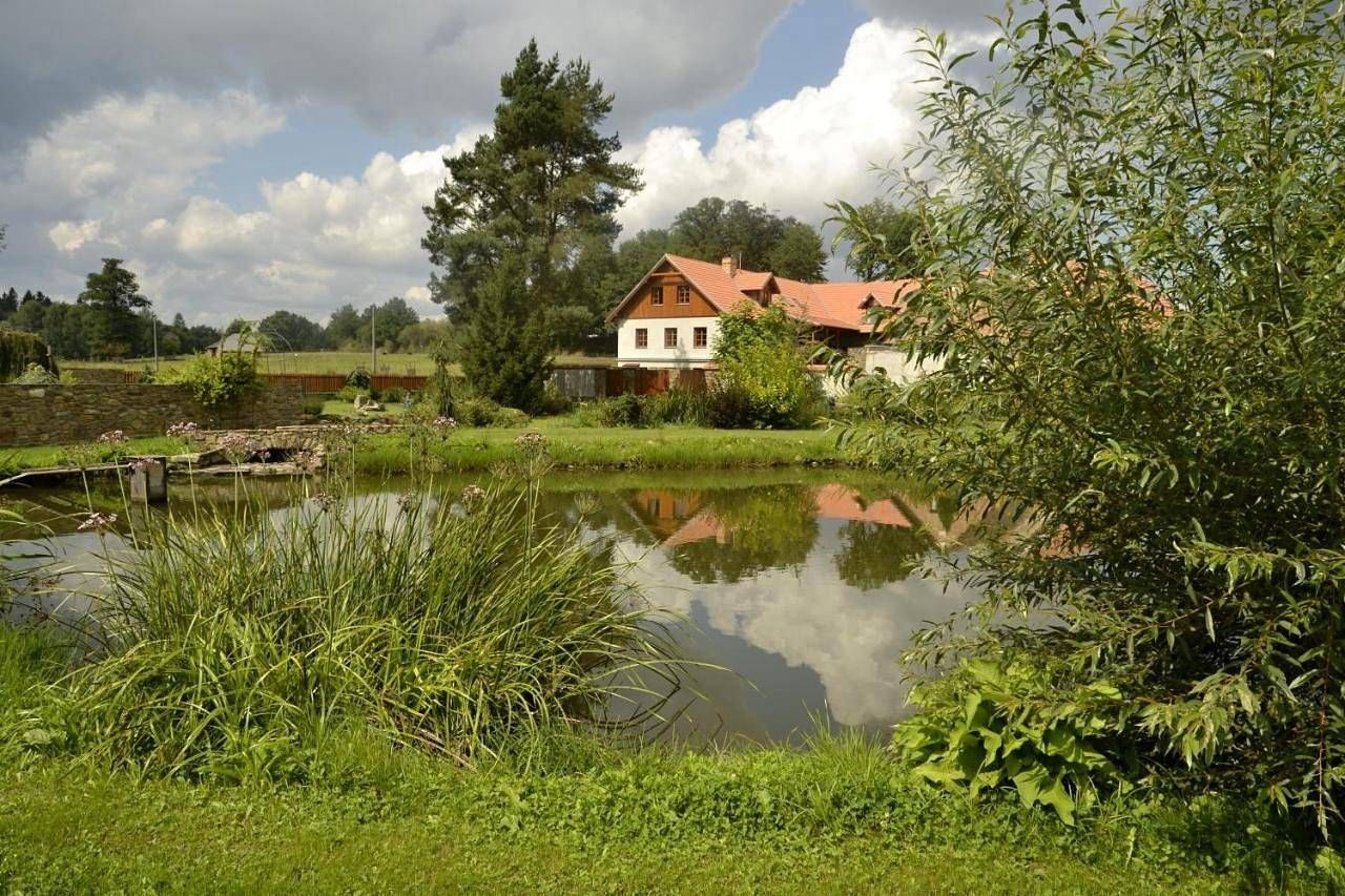 Chaty, Zhoř u Mladé Vožice - Zhoř u Mladé Vožice, Jihočeský kraj