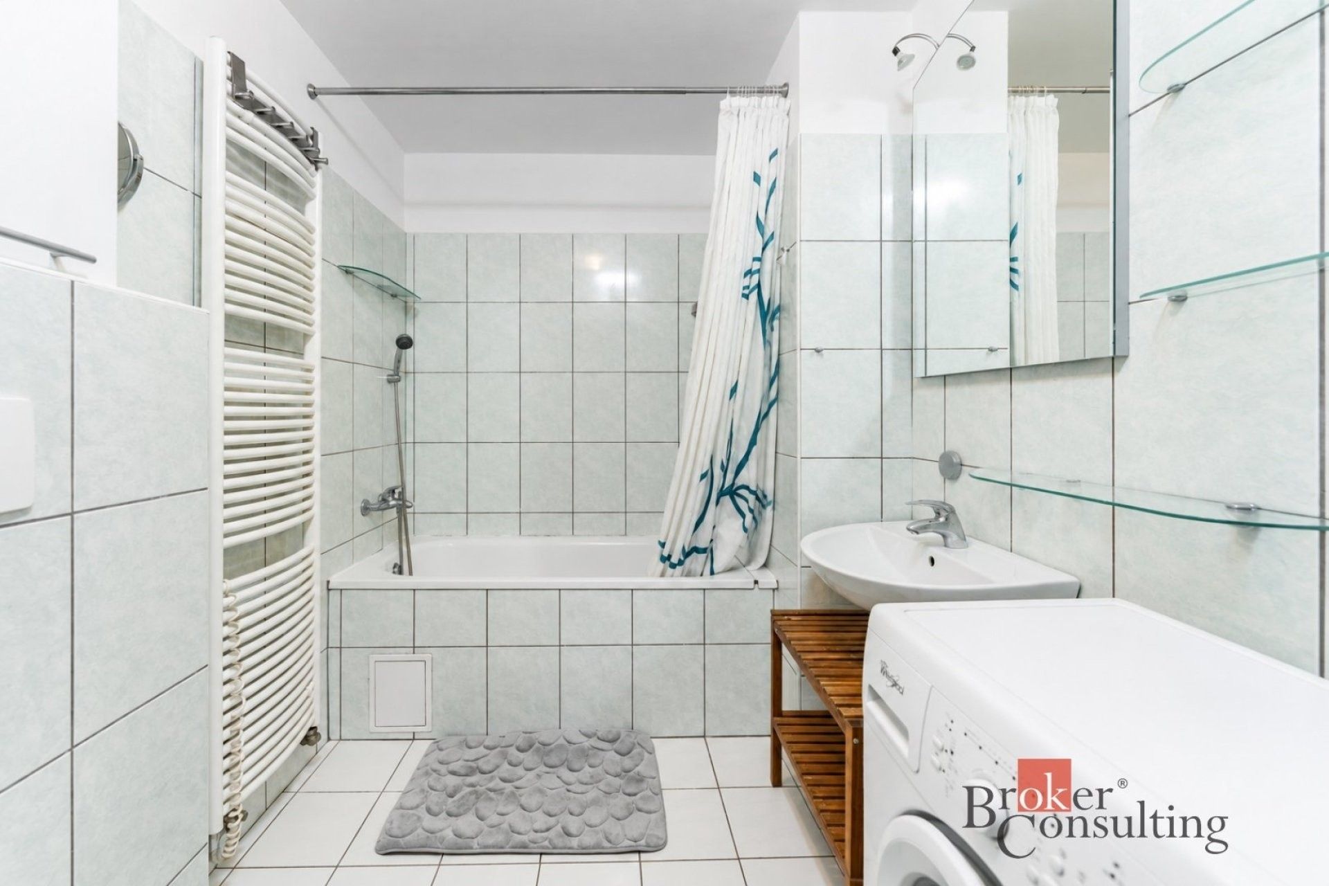 Byt 2+kk · 47 m² · Roháčova, Praha - 3