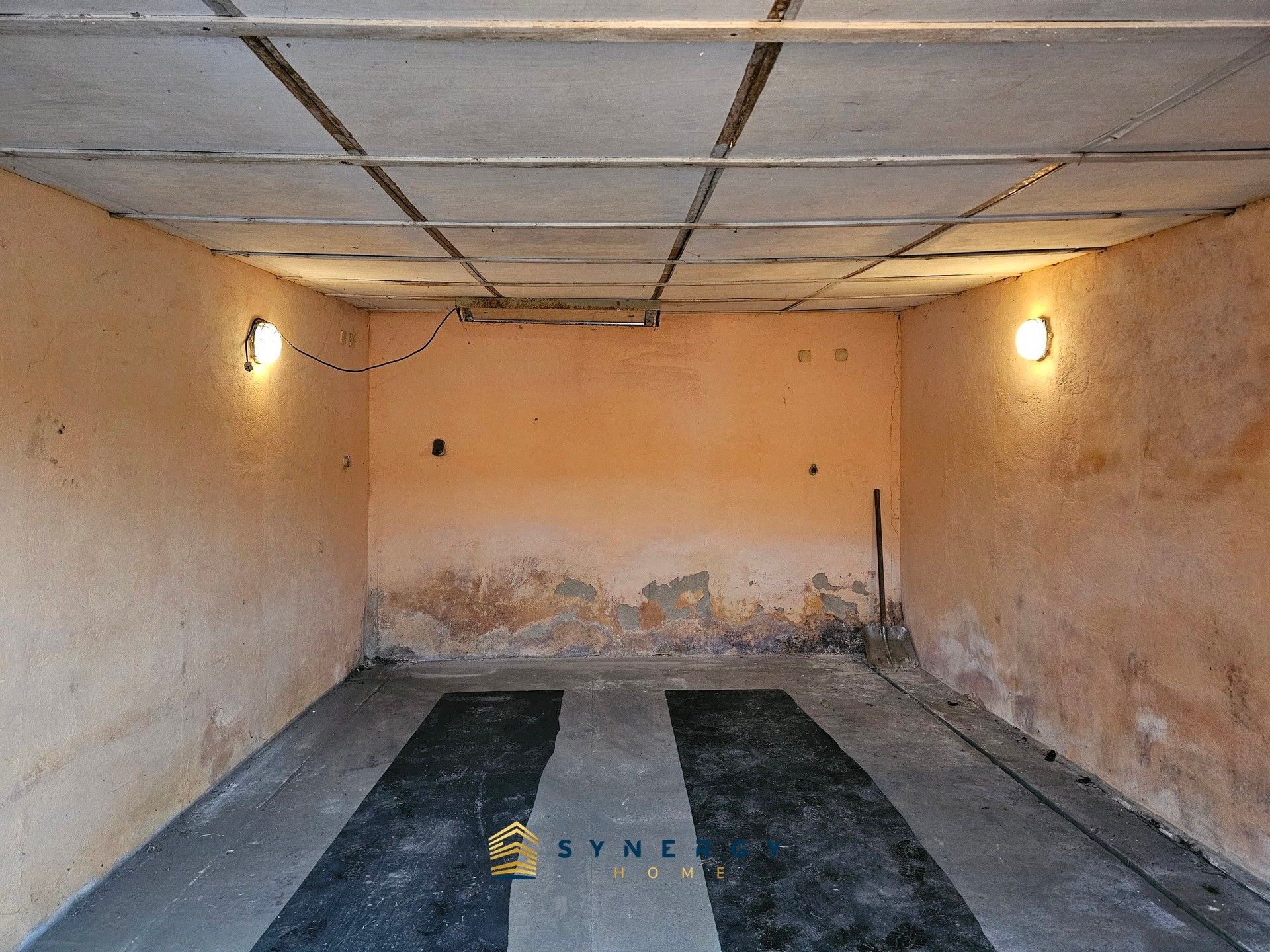 Pronájem garáž - Varnsdorf, 25 m²