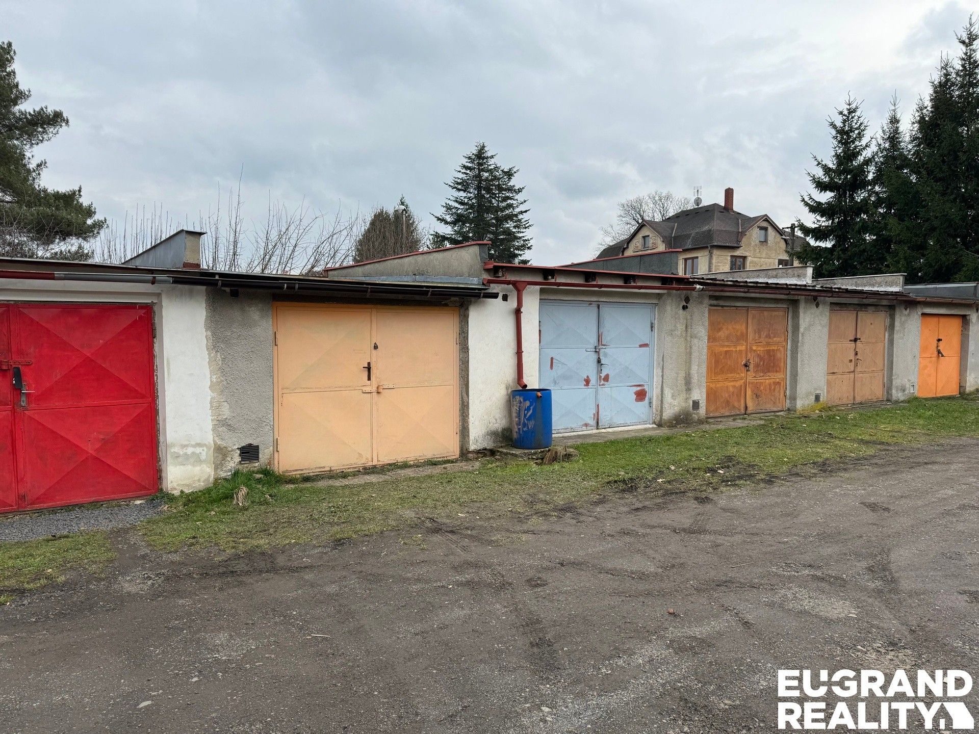 Garáže, Husova, Varnsdorf, 23 m² - 1